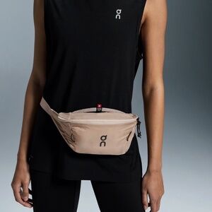 On Clouds - waste pack Lite 2L